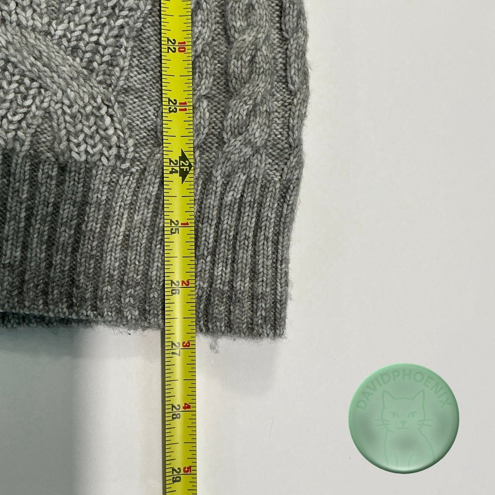 EXPRESS Cable Knit Turtleneck Sweater Gray Size M – Conscious Edit - Picture 7 of 9